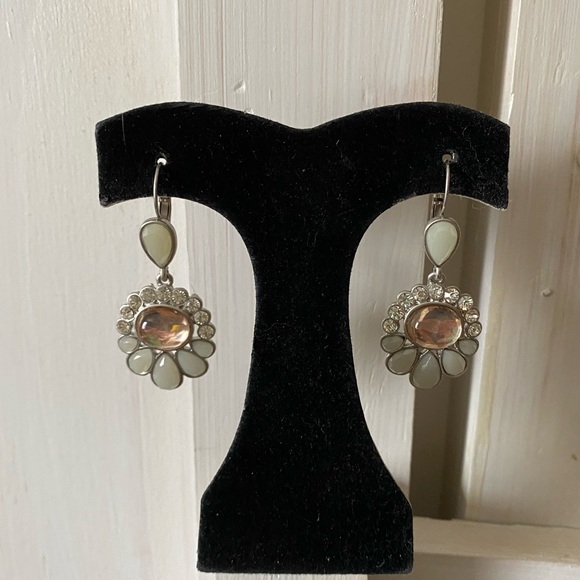 Lia Sophia Earrings - Picture 2 of 2